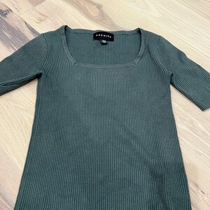 Premise Olive Ribbed Knit Top